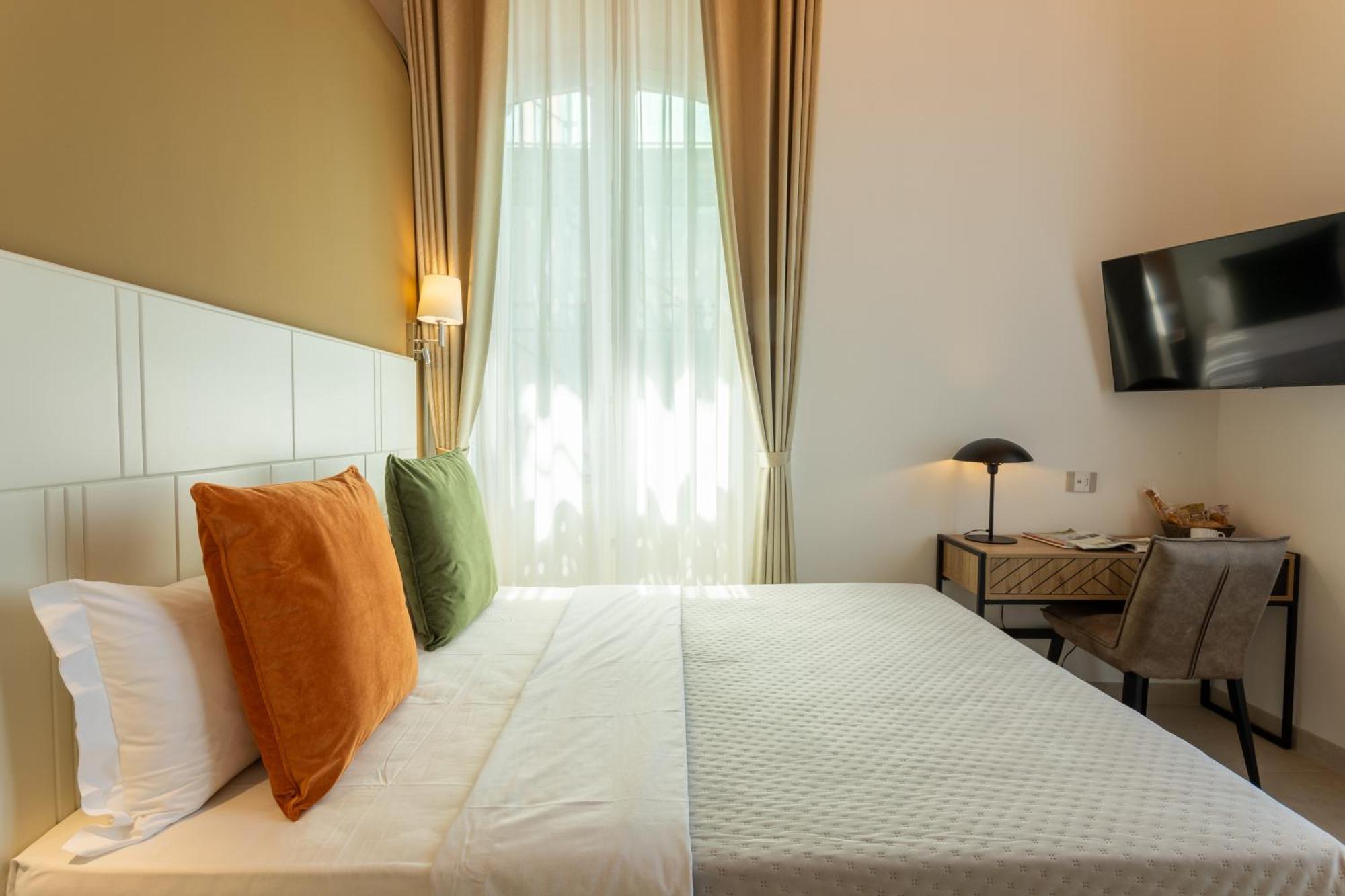 Magnini Rooms Кальярі Екстер'єр фото