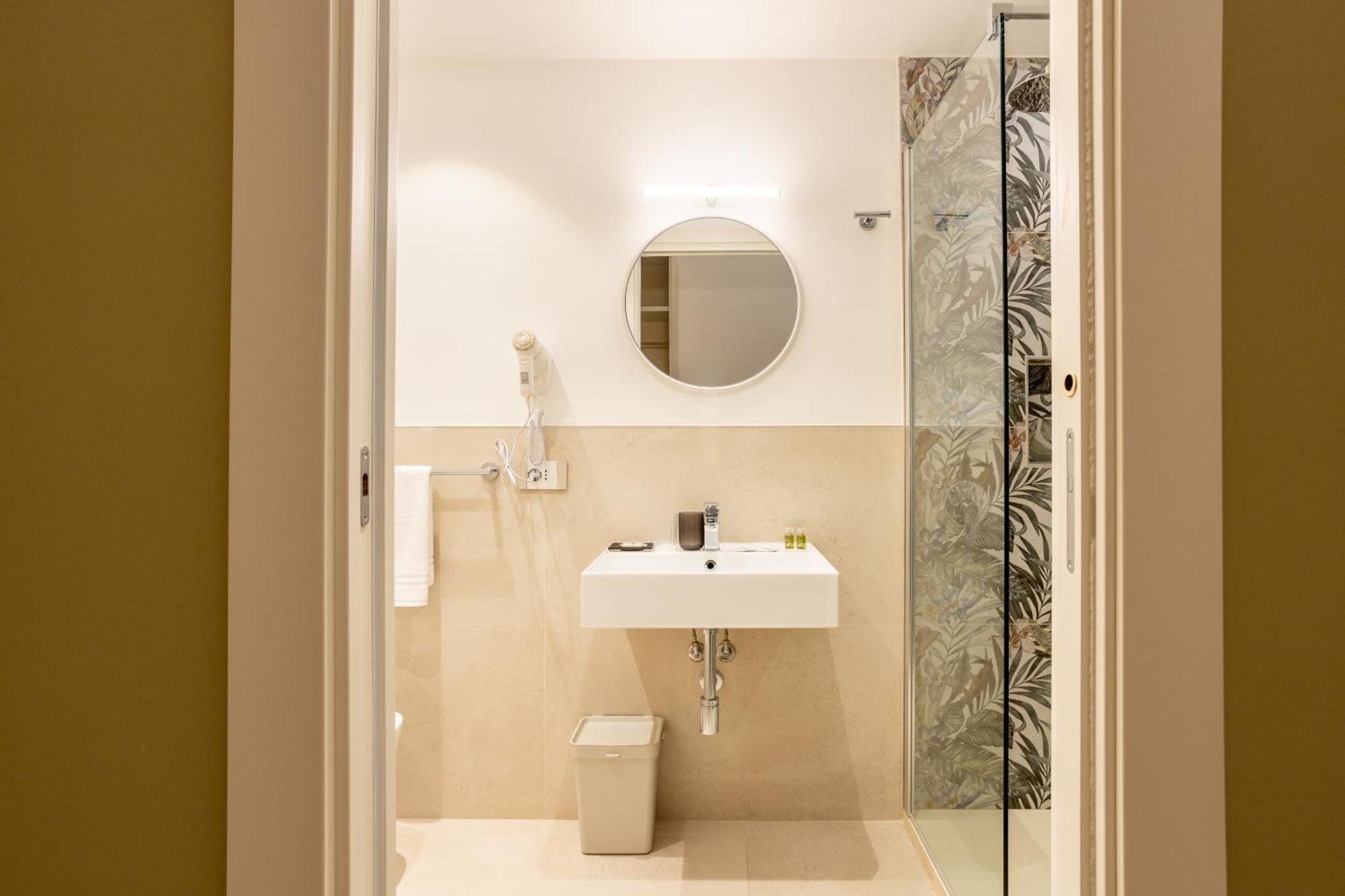 Magnini Rooms Кальярі Екстер'єр фото
