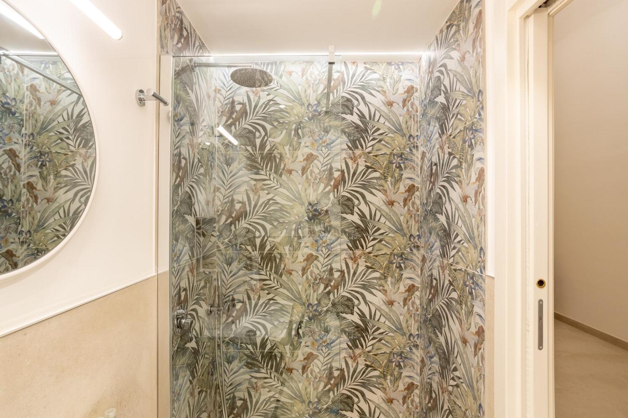 Magnini Rooms Кальярі Екстер'єр фото