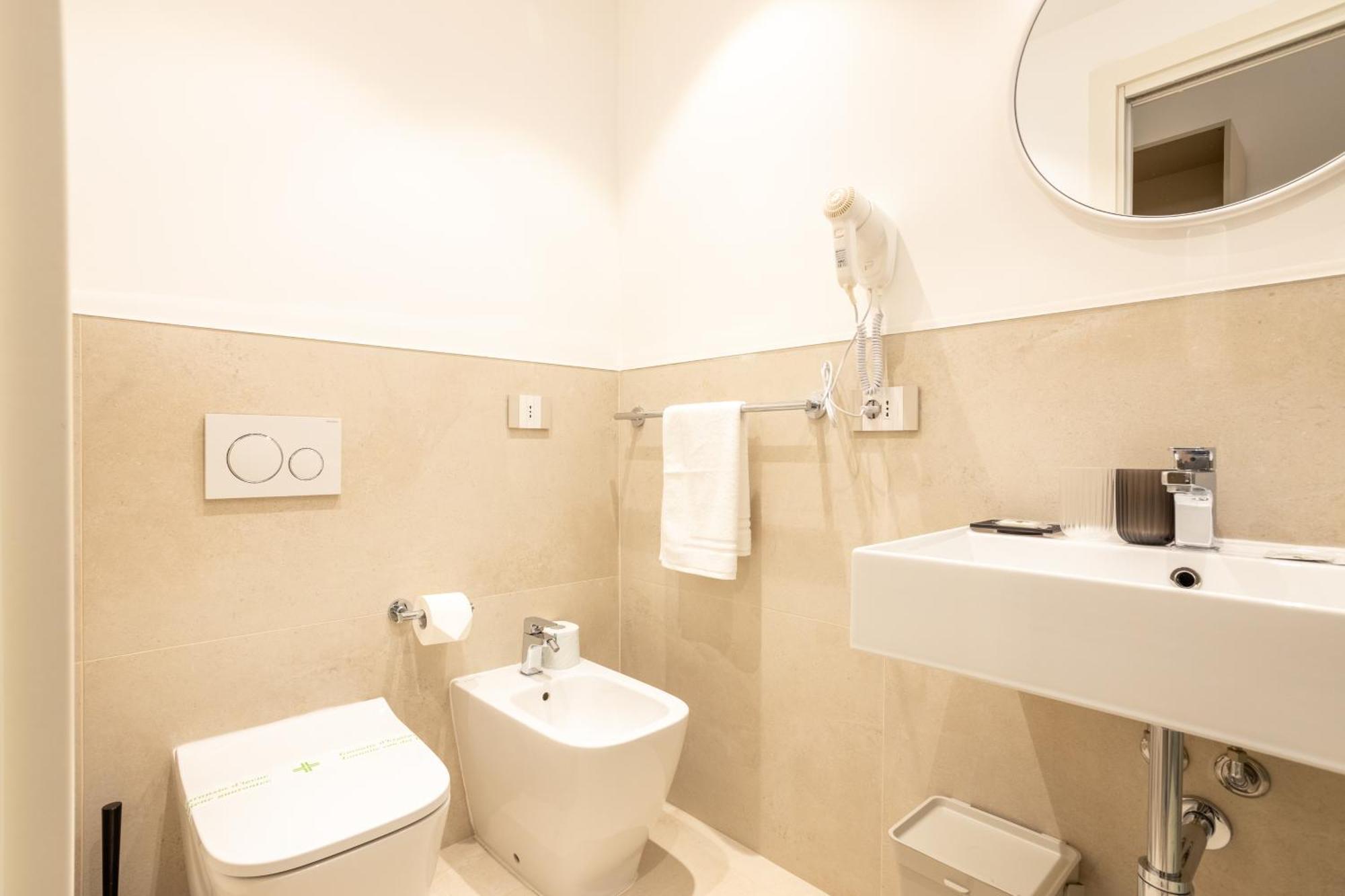 Magnini Rooms Кальярі Екстер'єр фото